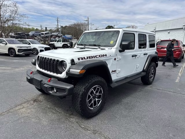 2024 White Jeep Wrangler Rubicon 4X4 Convertible