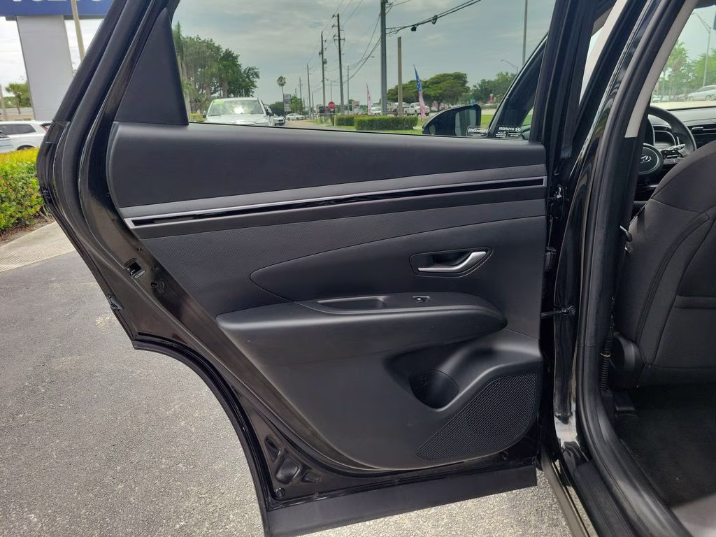2023 Phantom Black Hyundai Tucson SEL AWD SUV