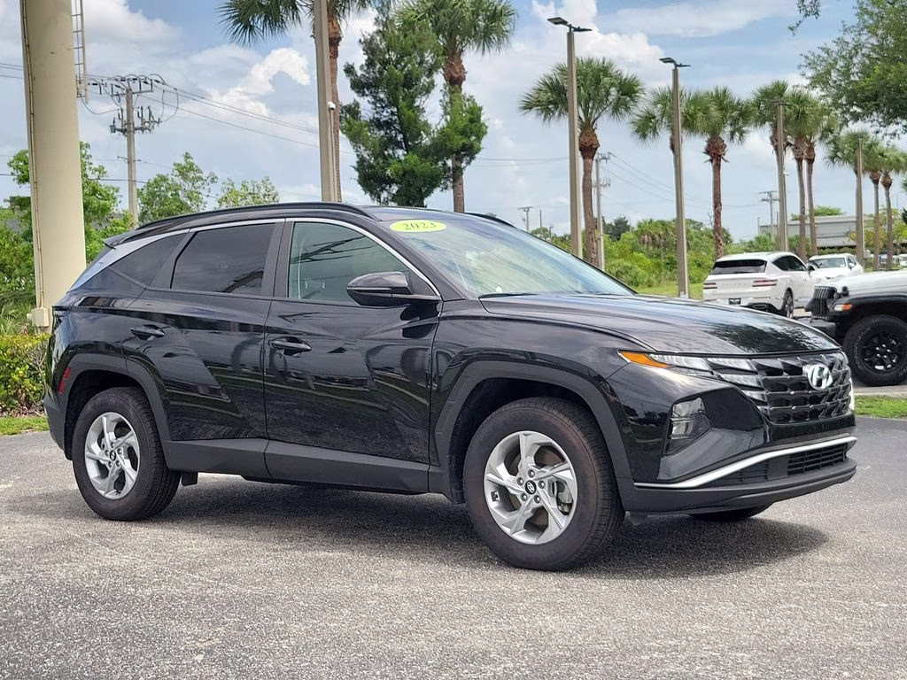 2023 Phantom Black Hyundai Tucson SEL AWD SUV