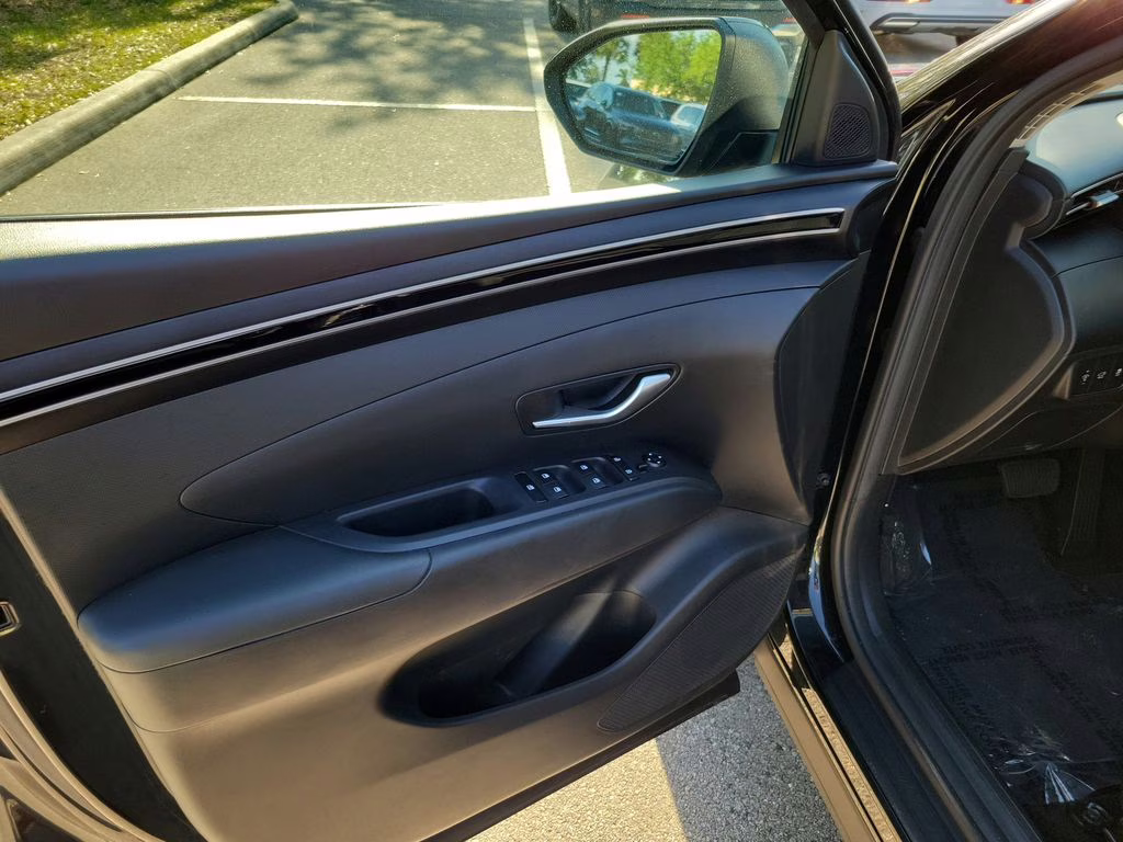 2023 Phantom Black Hyundai Tucson SEL AWD SUV