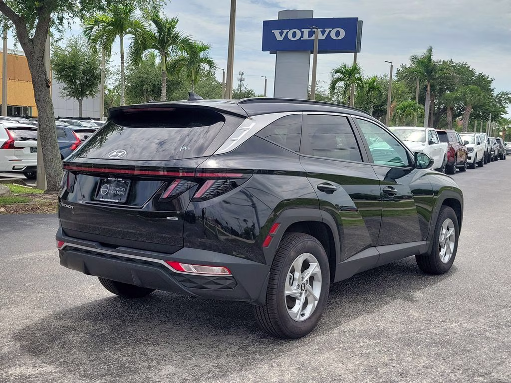 2023 Phantom Black Hyundai Tucson SEL AWD SUV