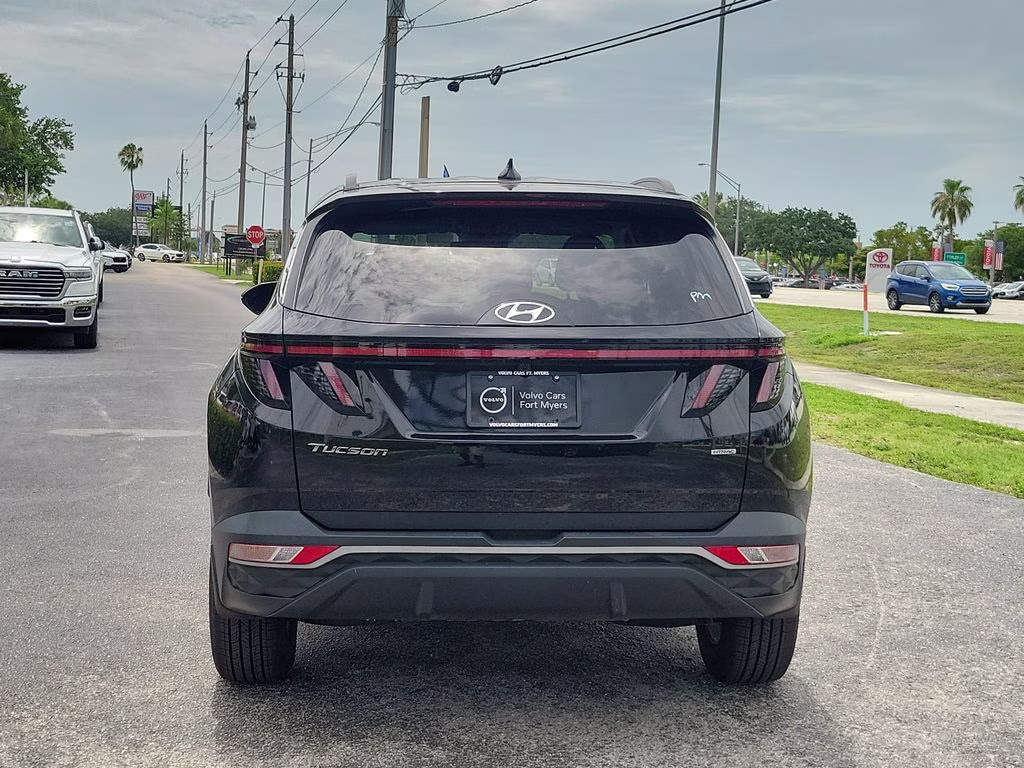 2023 Phantom Black Hyundai Tucson SEL AWD SUV