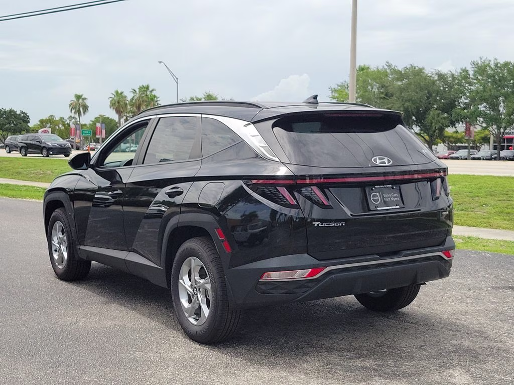 2023 Phantom Black Hyundai Tucson SEL AWD SUV