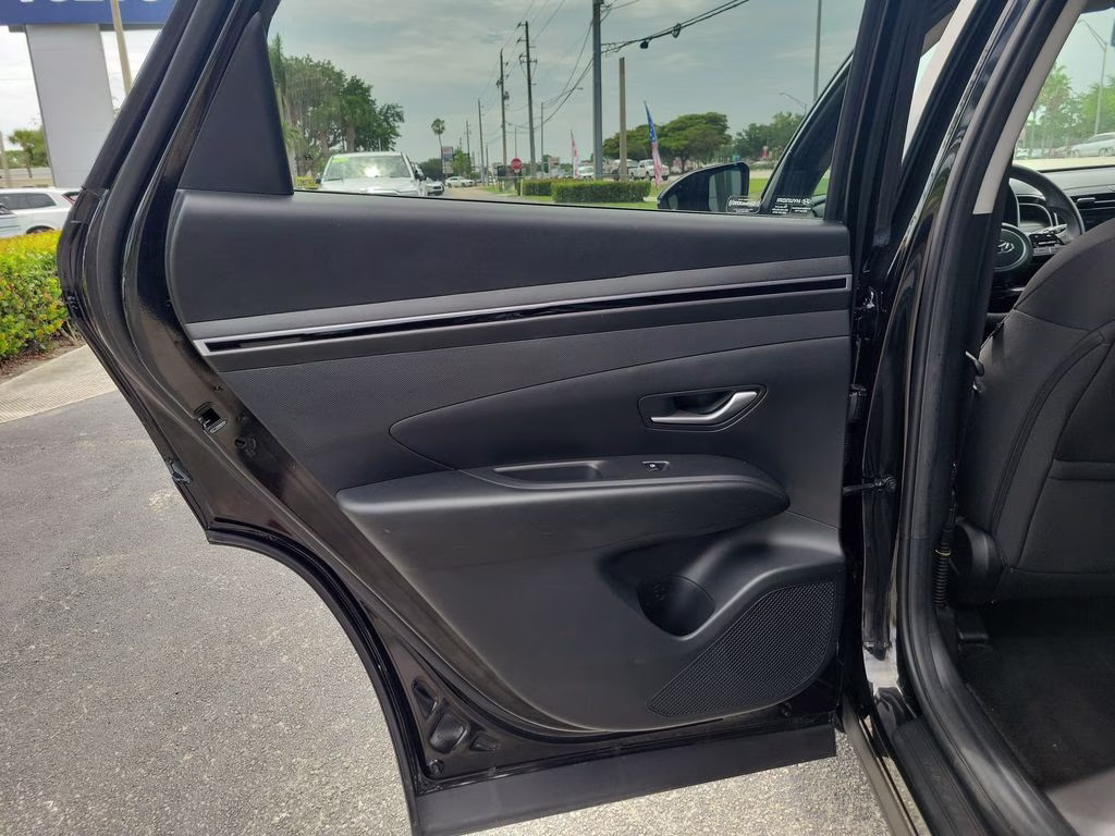 2023 Phantom Black Hyundai Tucson SEL AWD SUV