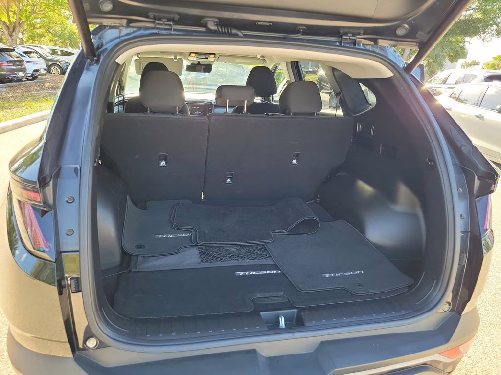 2023 Phantom Black Hyundai Tucson SEL AWD SUV