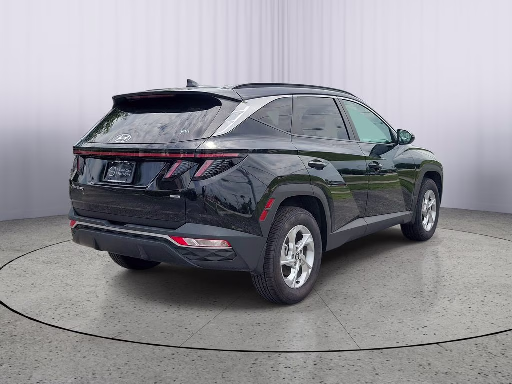 2023 Phantom Black Hyundai Tucson SEL AWD SUV