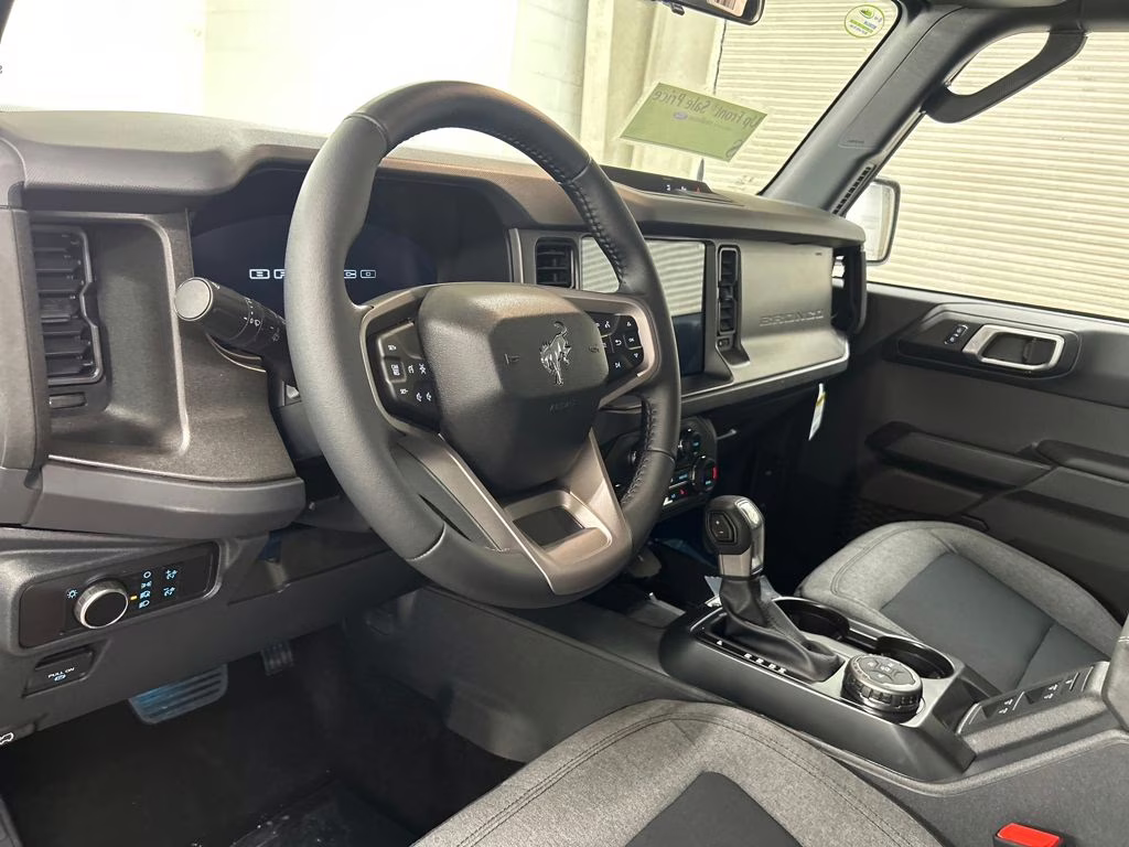 2026 RUBY RED TNTD Ford Bronco Big Bend 4X4 SUV