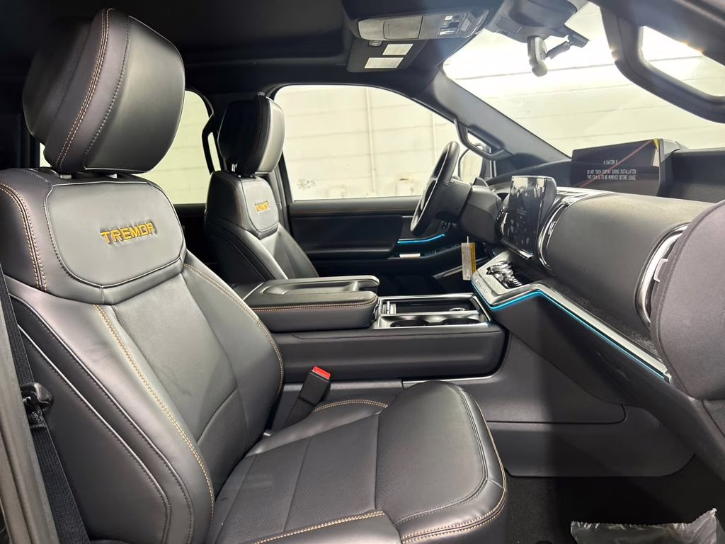 2026 AGATE BLACK Ford Expedition Tremor 4X4 SUV