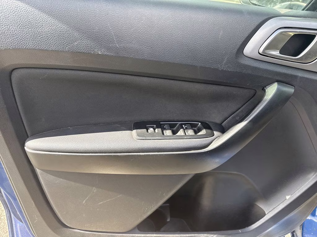 2019 Lightning Blue Metallic Ford Ranger XLT RWD Truck