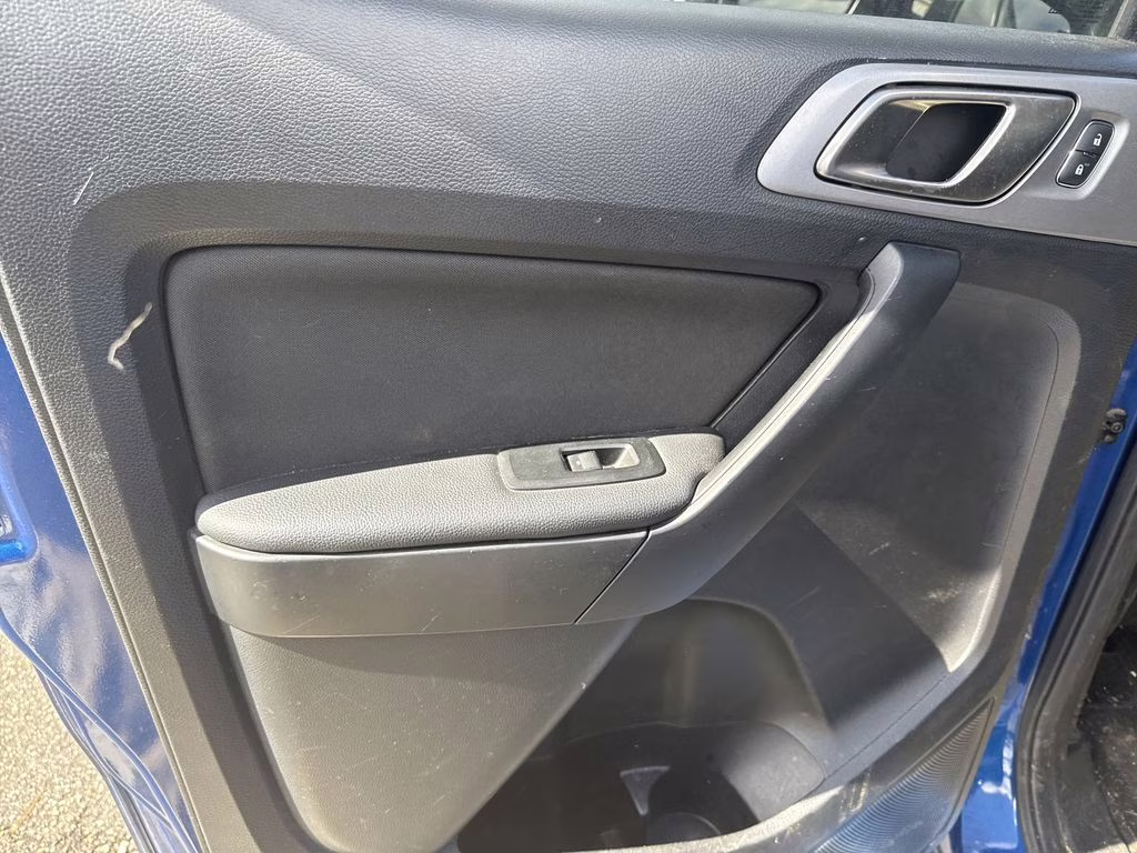 2019 Lightning Blue Metallic Ford Ranger XLT RWD Truck