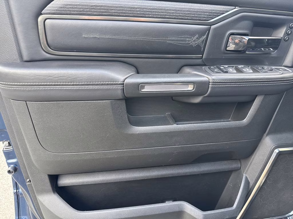 2022 Patriot Blue Pearlcoat Ram 2500 Limited 4X4 Truck