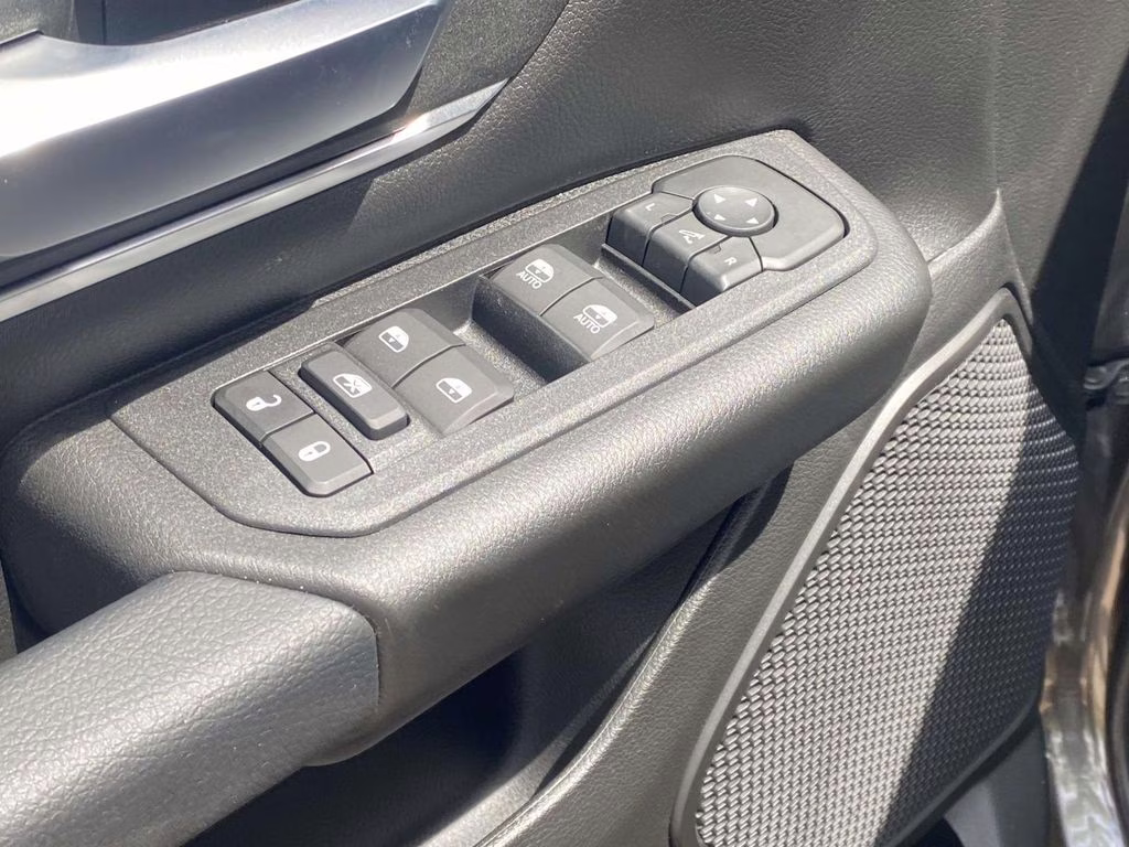 2026 Granite Crystal Metallic Clearcoat Ram 1500 Big Horn/Lone Star 4X4 Truck