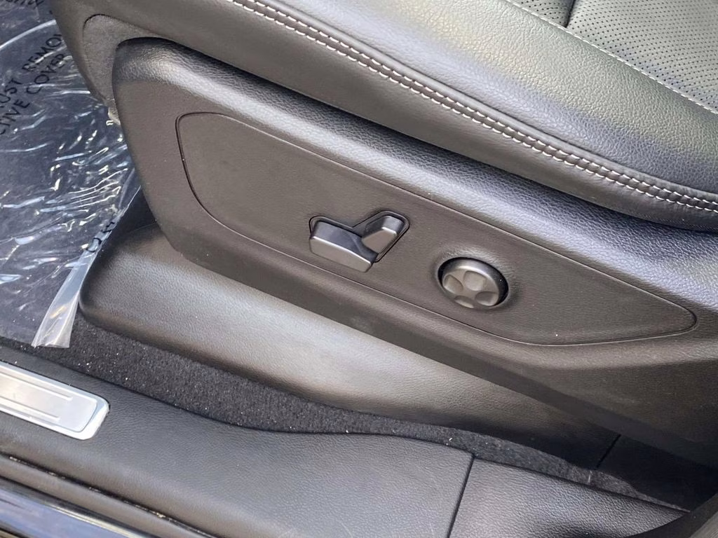 2026 Diamond Black Crystal Pearlcoat Ram 1500 RHO 4X4 Truck