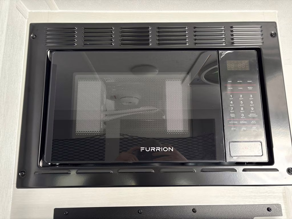 2026 White Coachmen REMOTE 12.1R Trailer