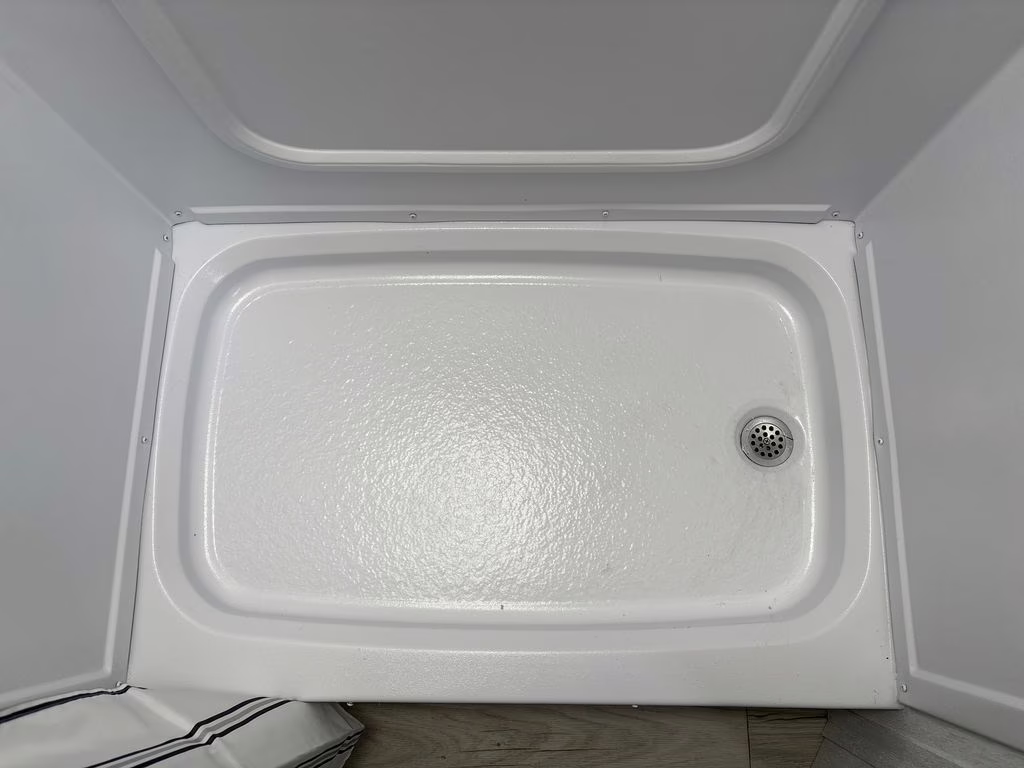 2026 White Coachmen REMOTE 12.1R Trailer