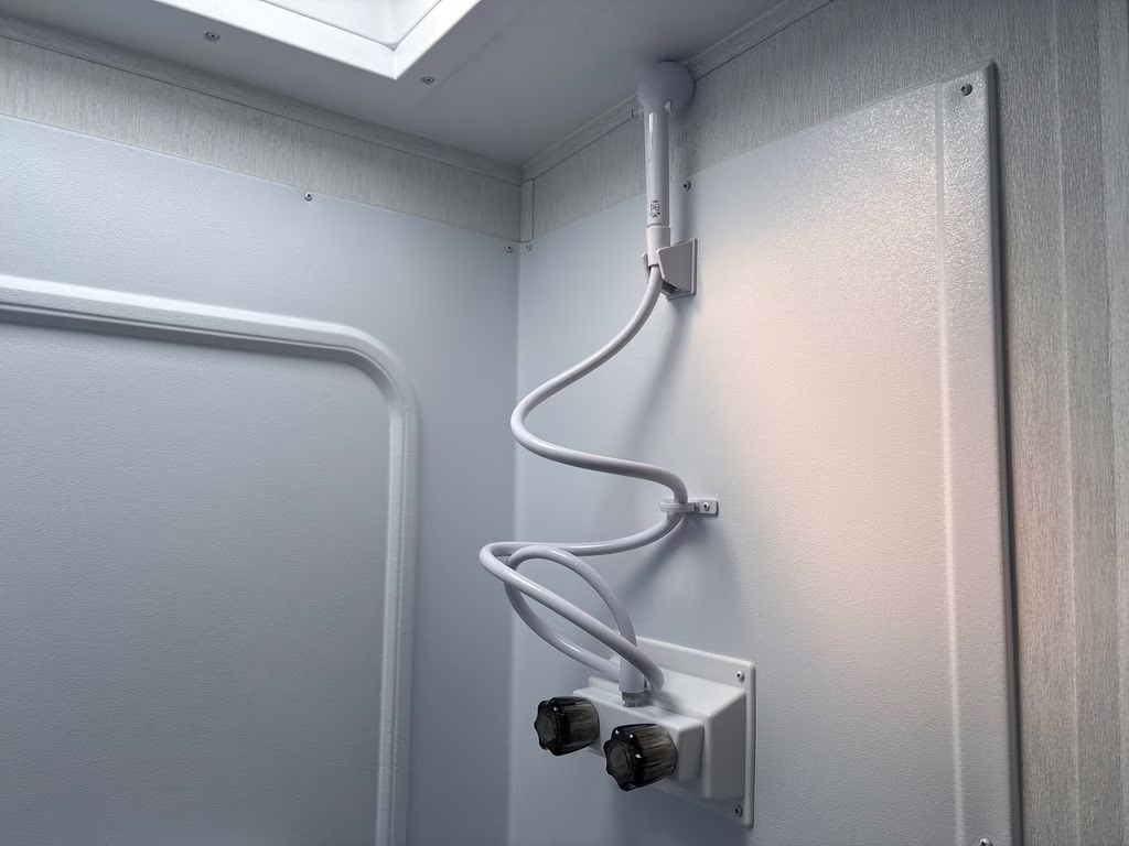 2026 White Coachmen REMOTE 12.1R Trailer