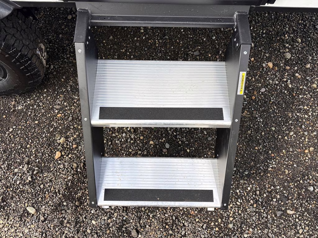 2026 White Coachmen REMOTE 12.1R Trailer