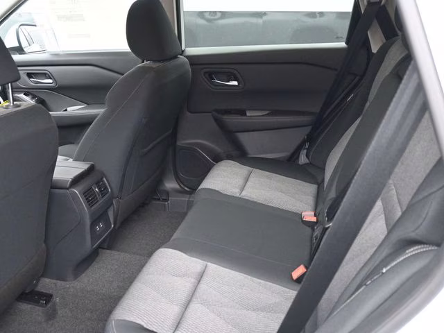 2026 Everest White Pearl Tricoat Nissan Rogue SV AWD SUV