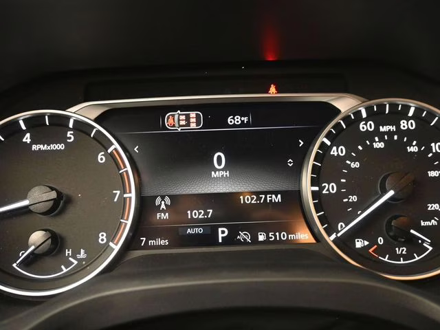 2026 Everest White Pearl Tricoat Nissan Rogue SV AWD SUV