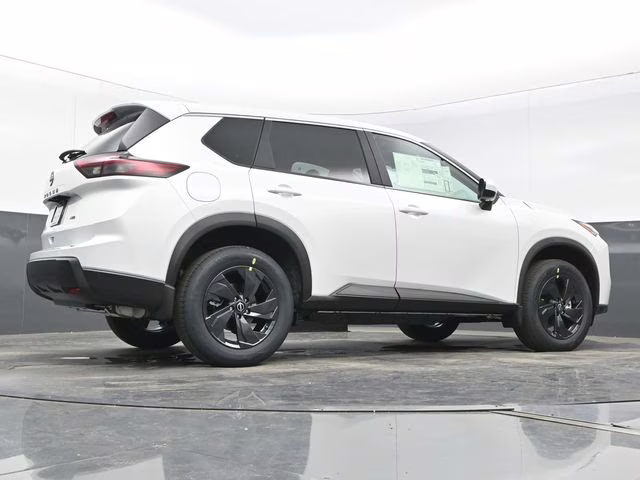 2026 Everest White Pearl Tricoat Nissan Rogue SV AWD SUV