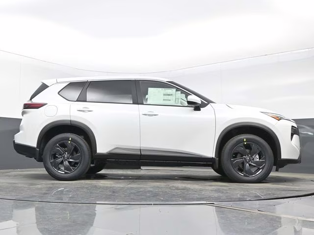 2026 Everest White Pearl Tricoat Nissan Rogue SV AWD SUV