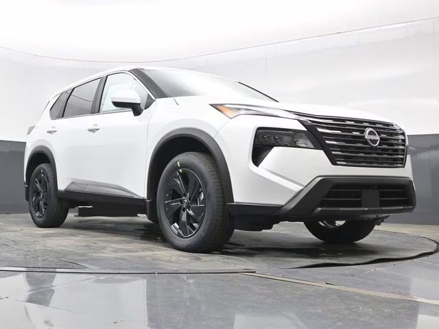 2026 Everest White Pearl Tricoat Nissan Rogue SV AWD SUV