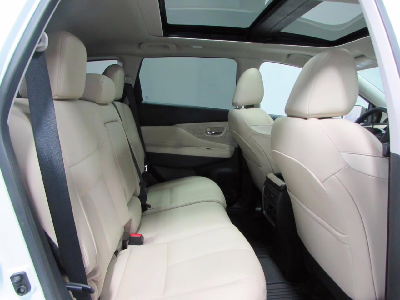 2024 Pearl White Tricoat Nissan Murano SL AWD SUV