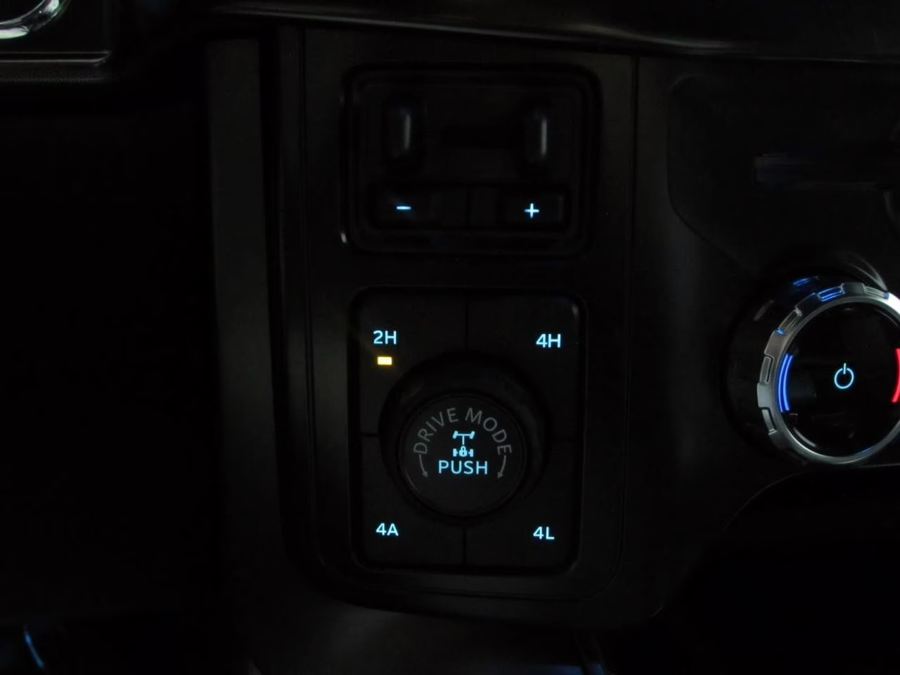 2026 Agate Black Metallic Ford F-150 Tremor 4X4 Truck