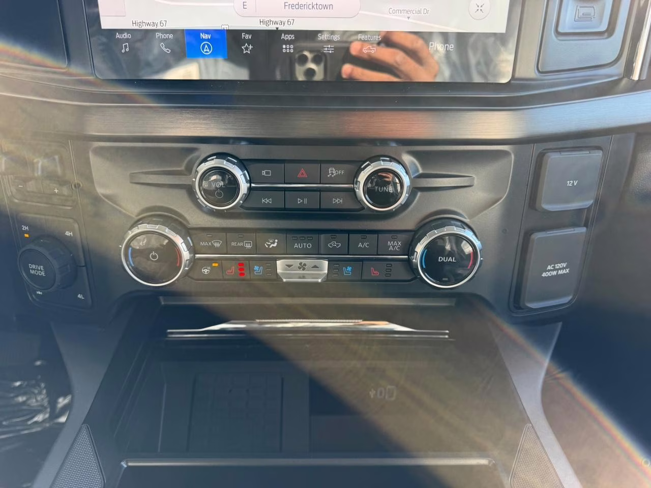 2026 Agate Black Metallic Ford Super Duty F-250 SRW Lariat 4X4 Truck