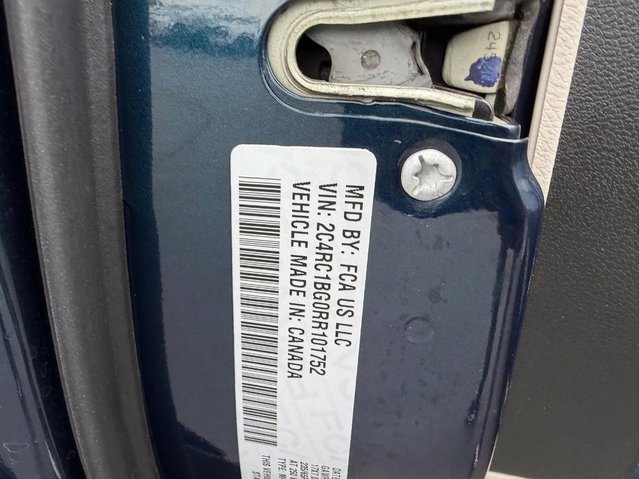 2024 Fathom Blue Pearlcoat Chrysler Pacifica Touring L FWD Van