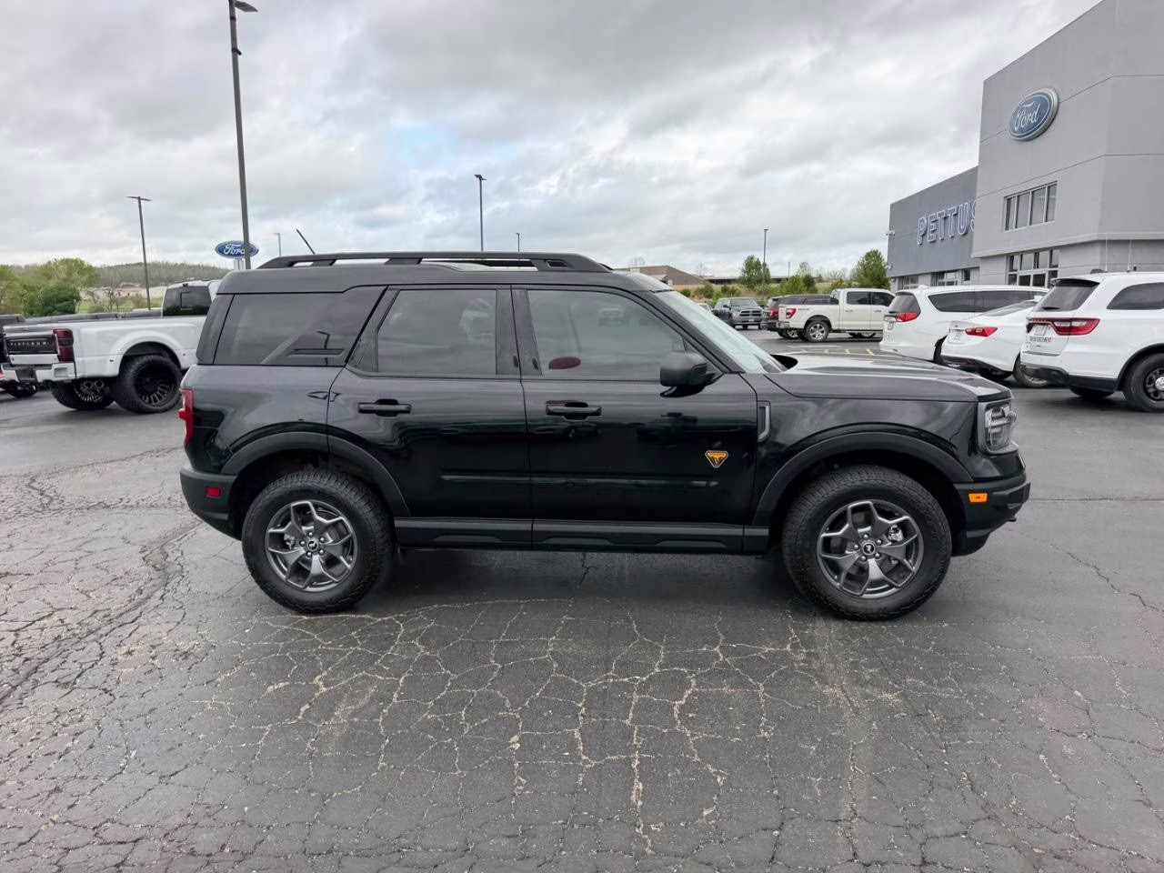 2023 Shadow Black Ford Bronco Sport Badlands 4X4 SUV