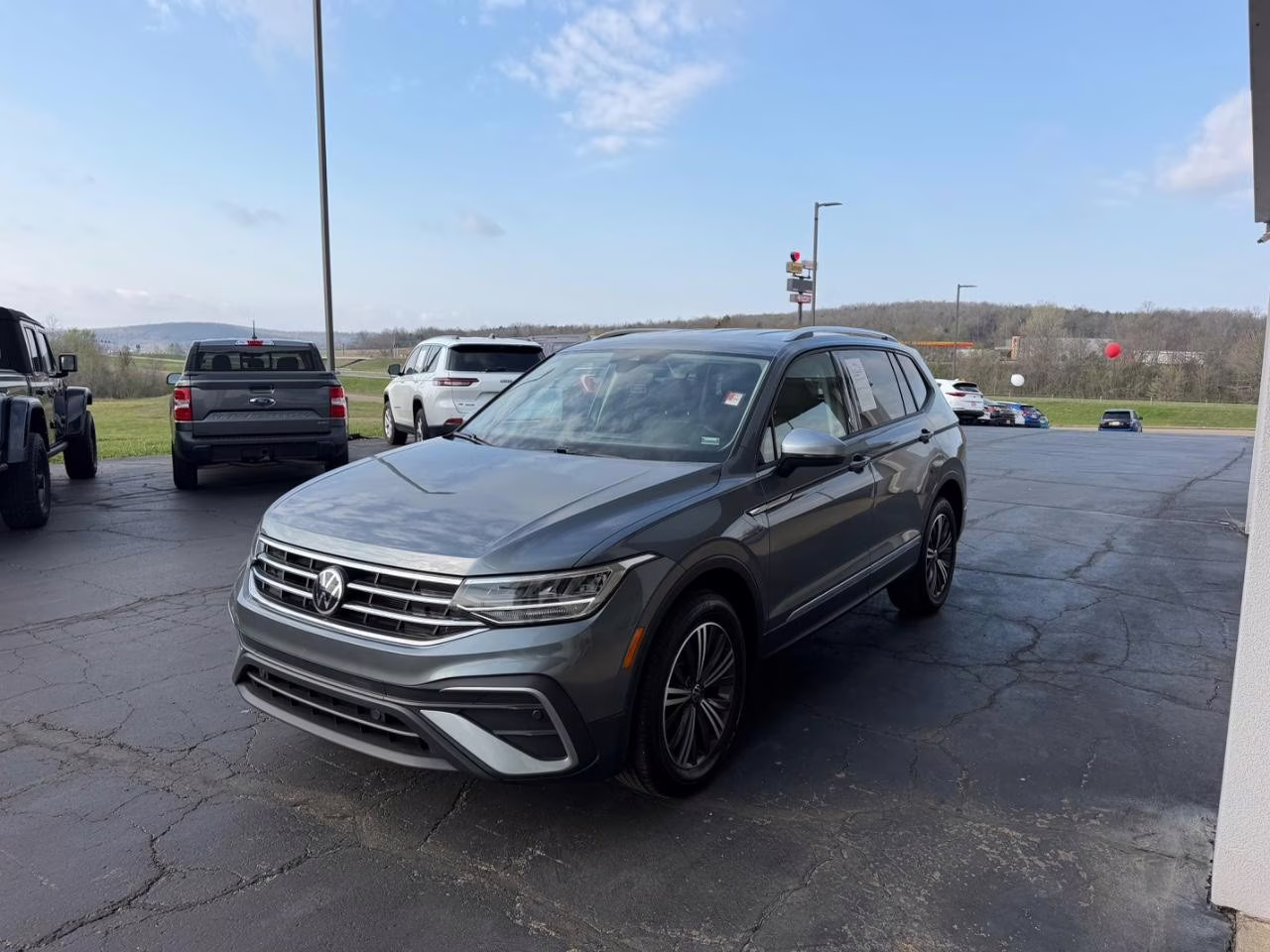 2024 Platinum Gray Metallic Volkswagen Tiguan 2.0T Wolfsburg Edition FWD SUV