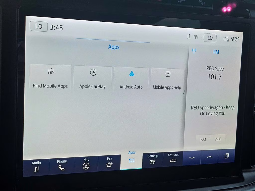 2022 Silver Metallic Ford F-150 Platinum 4X4 Truck