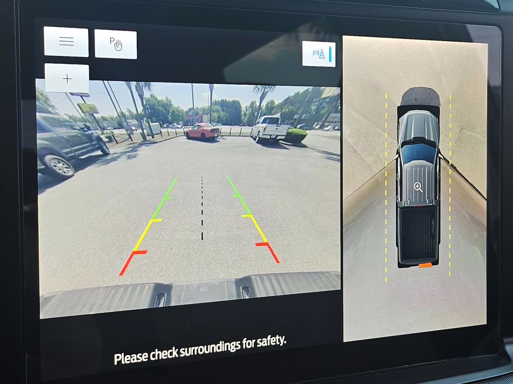 2022 Silver Metallic Ford F-150 Platinum 4X4 Truck