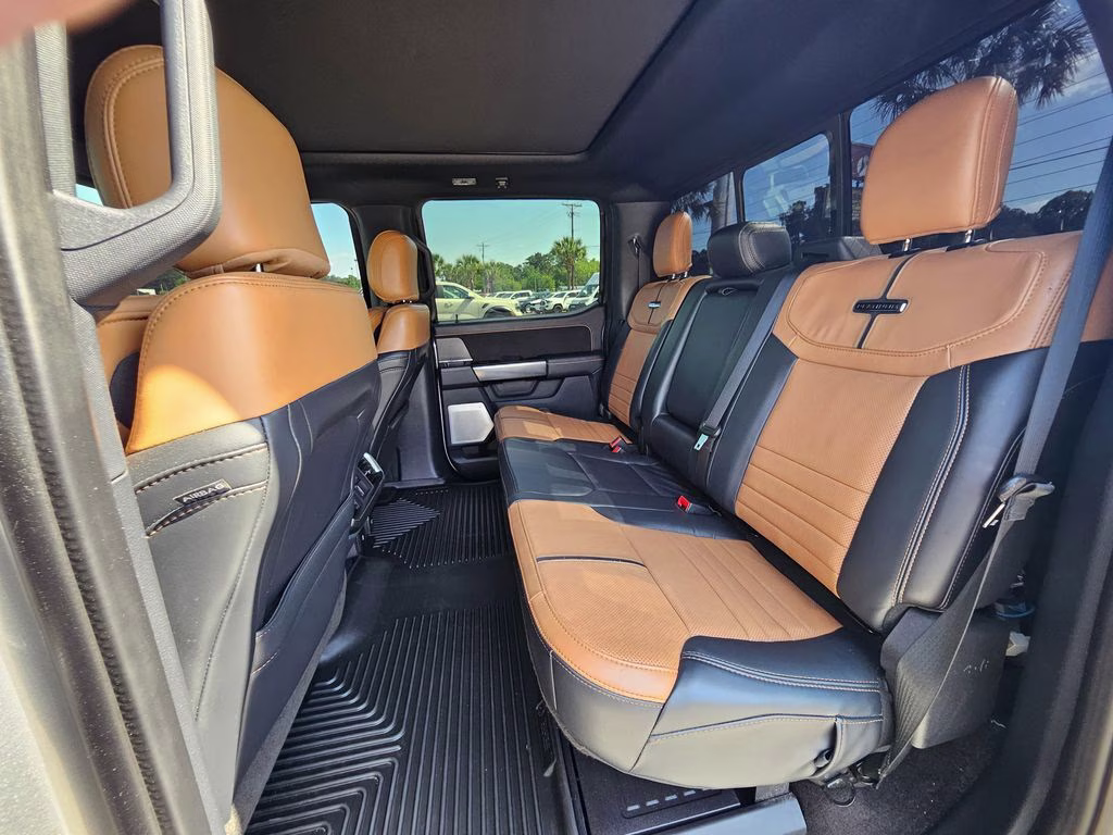 2022 Silver Metallic Ford F-150 Platinum 4X4 Truck