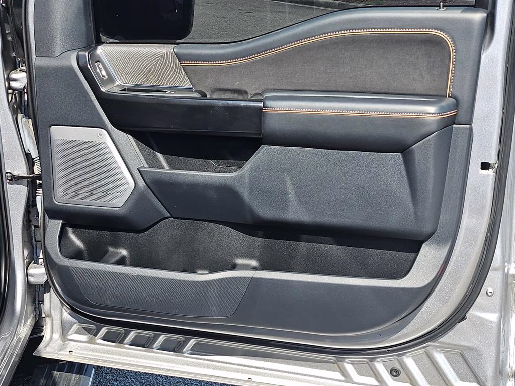 2022 Silver Metallic Ford F-150 Platinum 4X4 Truck