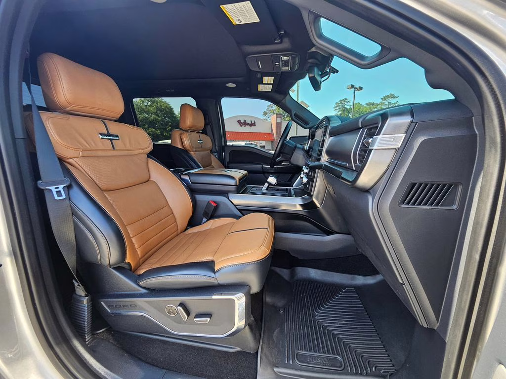 2022 Silver Metallic Ford F-150 Platinum 4X4 Truck