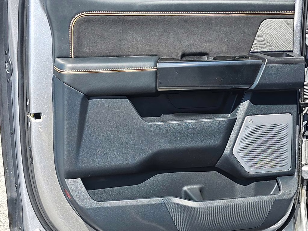 2022 Silver Metallic Ford F-150 Platinum 4X4 Truck