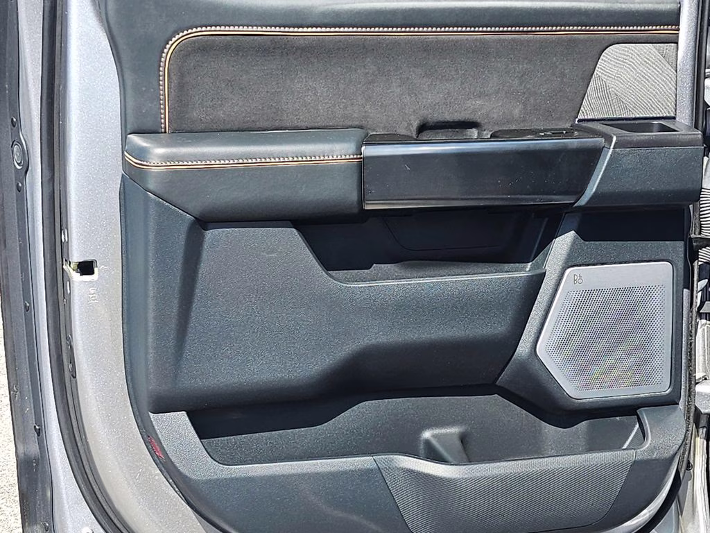 2022 Silver Metallic Ford F-150 Platinum 4X4 Truck