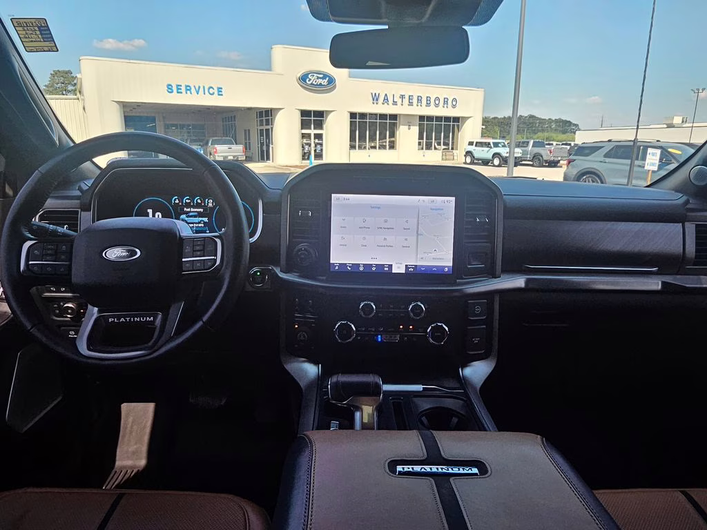 2022 Silver Metallic Ford F-150 Platinum 4X4 Truck