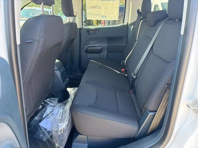 2026 Oxford White Ford Maverick XL FWD Truck