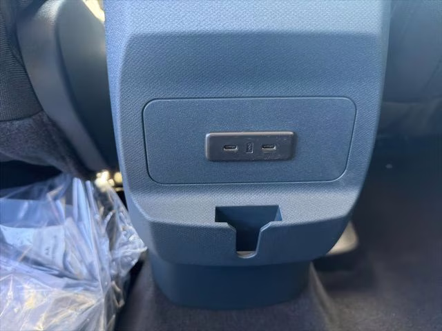 2026 Oxford White Ford Maverick XL FWD Truck