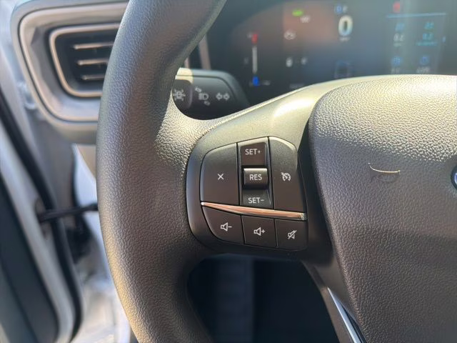 2026 Oxford White Ford Maverick XL FWD Truck