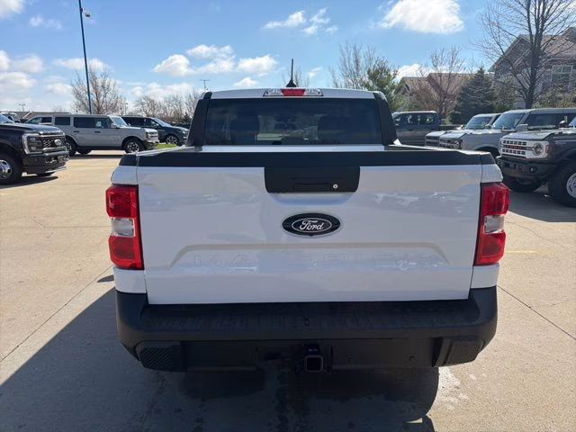 2026 Oxford White Ford Maverick XL FWD Truck