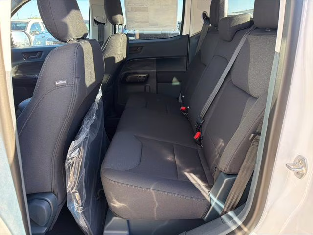 2026 Oxford White Ford Maverick XL FWD Truck