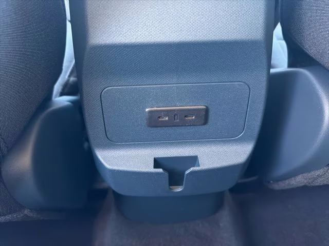 2026 Oxford White Ford Maverick XL FWD Truck