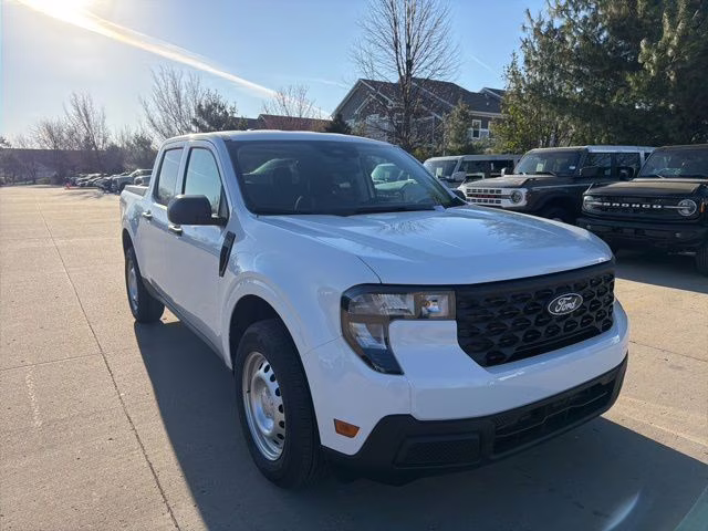 2026 Oxford White Ford Maverick XL FWD Truck