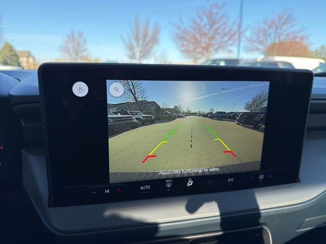 2026 Oxford White Ford Maverick XL FWD Truck