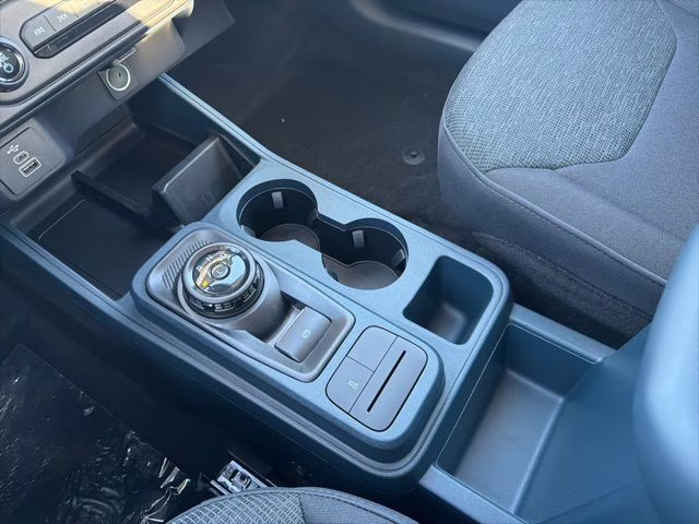 2026 Oxford White Ford Maverick XL FWD Truck