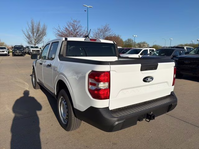 2026 Oxford White Ford Maverick XL FWD Truck
